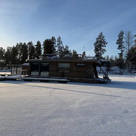 Bateau-hôtel Aava Floating 42 Savonlinna