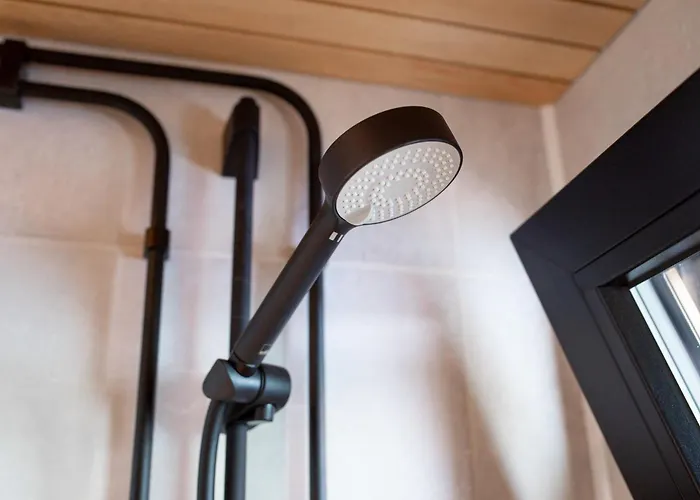 Aava Floating 42 סאבונלינה